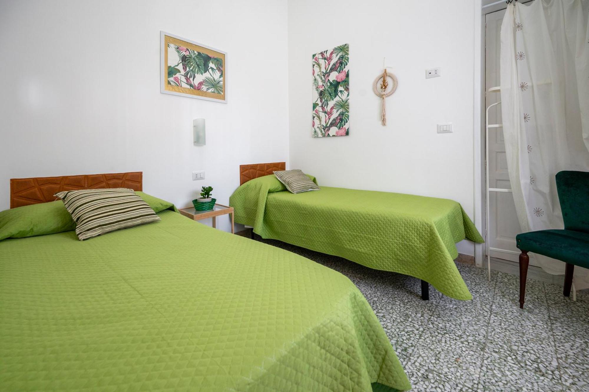 Casa Nonna Paola Vicino Parco Neapolis Apartment Syracuse Bagian luar foto
